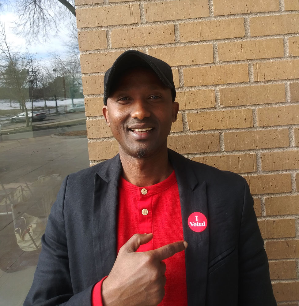 Yahye Mohamed votes on primary day.