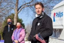 Dean speaking to voters